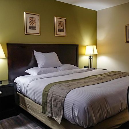 Skyland Motel Inn & Suites Хънтсвил Екстериор снимка